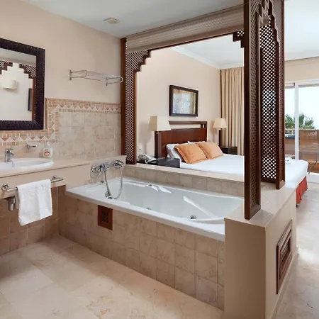 Malibu Mansions By The By Alfresco * El Faro